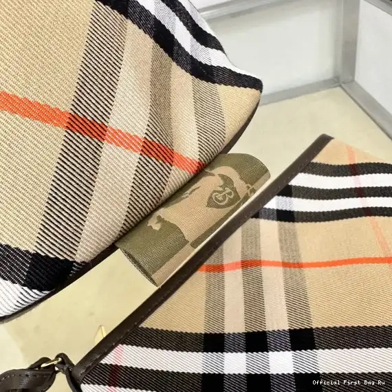Official First Bag Ru BURBERRY Small Check Bag Shoulder 0609